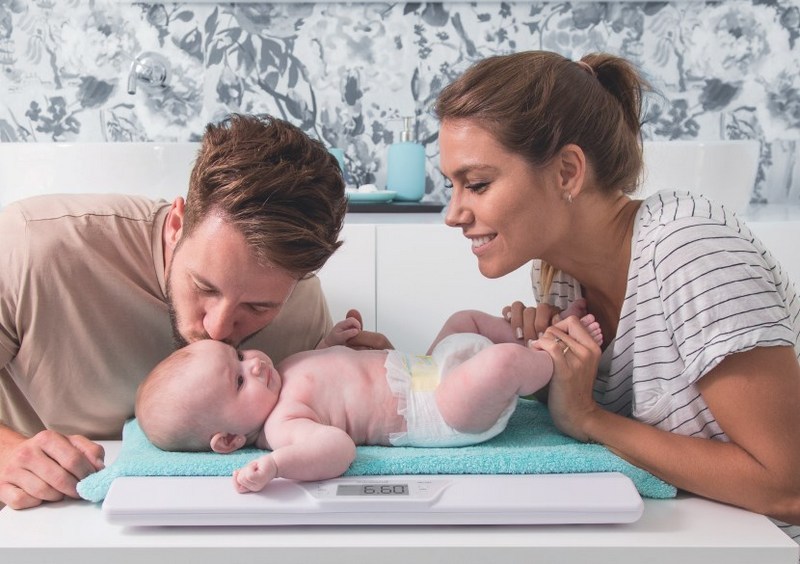 präzise Babywaage